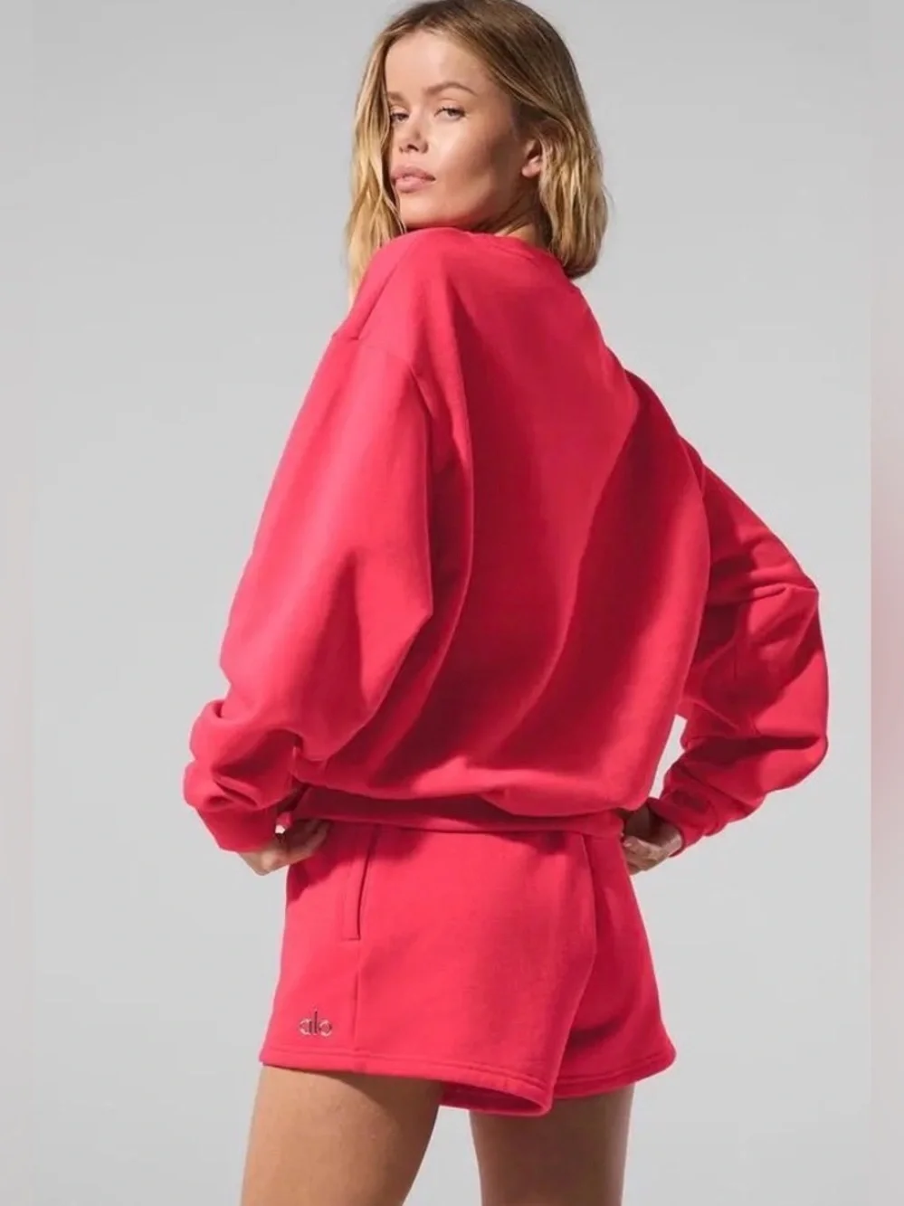 Alo accolade candy red crew neck sweatshirt NWT large